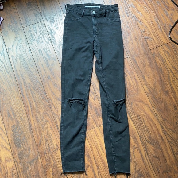 Black Zara jeans